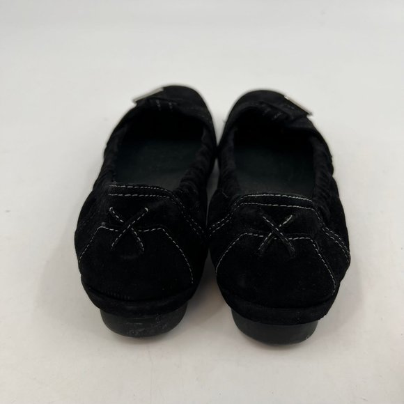 Clarks Black Suede Bow Accent Flats | Versatile Any Season - Picture 2 of 9